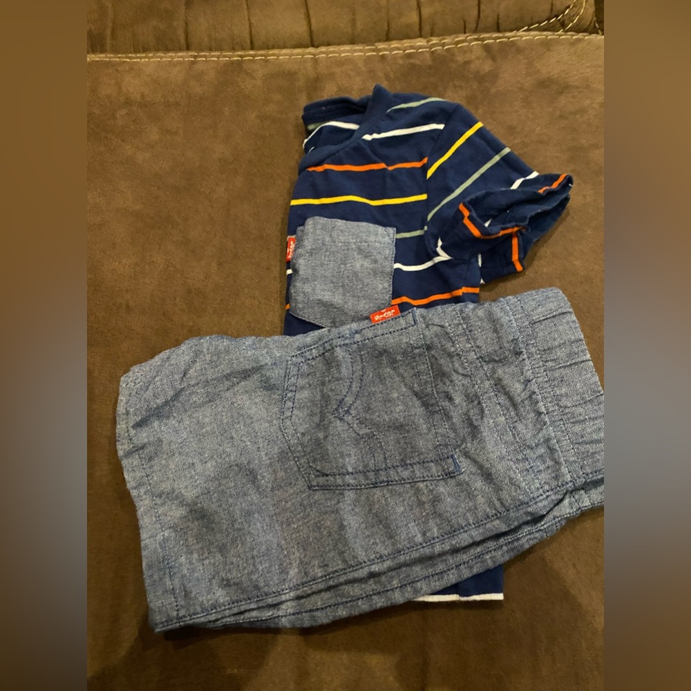 Levi’s Set - Picture 2 of 2